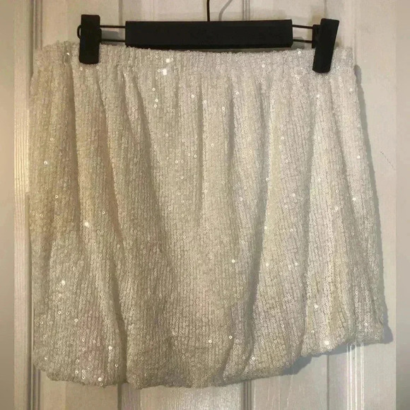 White Sequin Top - Picture 5 of 12